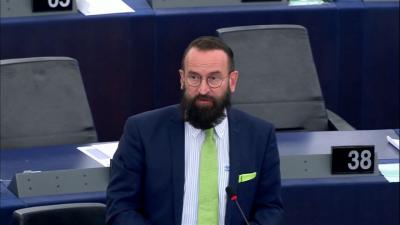 A Fidesz nem br magval: megint a korrupci mellett szavazott az EP-ben